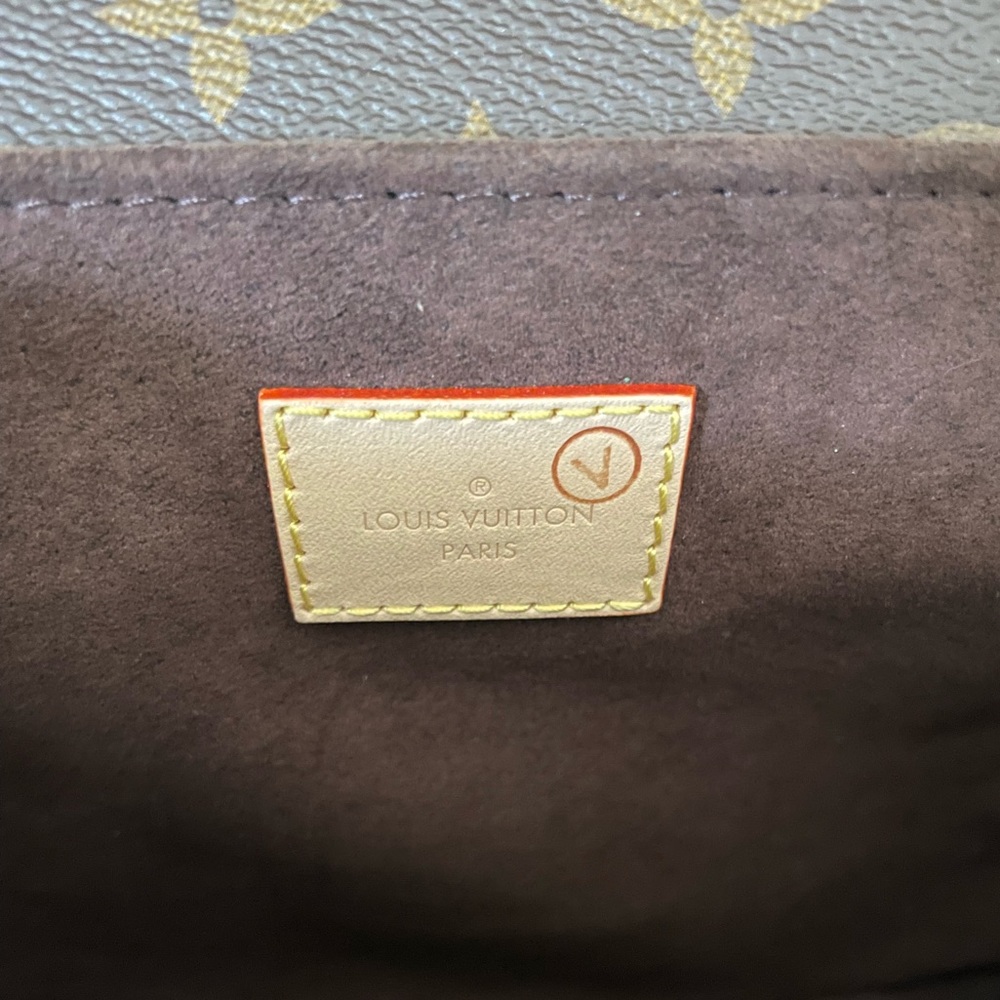 New Authentic Louis Vuitton Pochette Métis Bag. - Picture 13 of 13